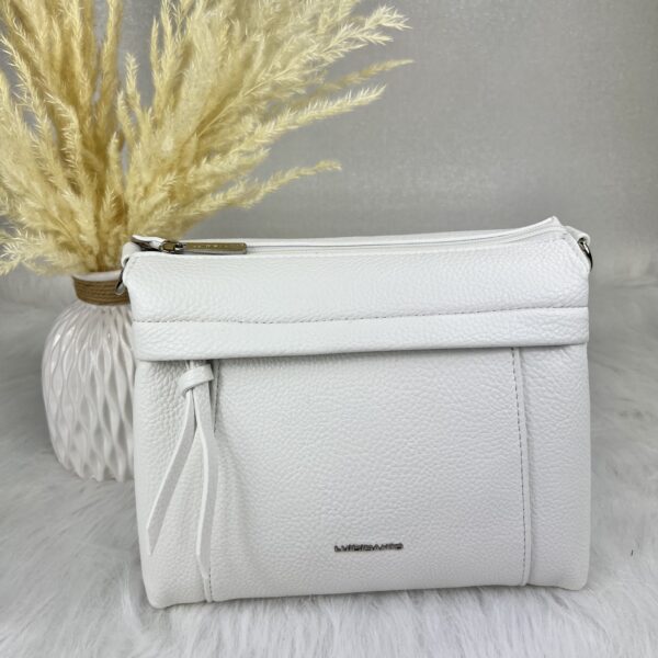 Valge naiselik crossbody