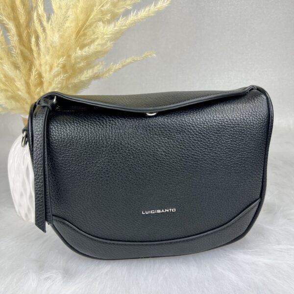 Must crossbody
